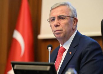 YAVAŞ CHP İLE YOLLARINI AYIRDI.